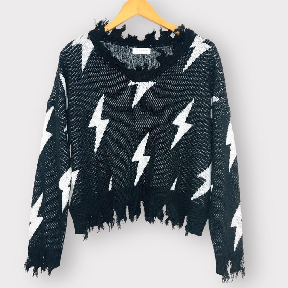 FULL CIRCLE TRENDS Distressed Knit Lightning Bolt Frayed Edge Sweater Size XL